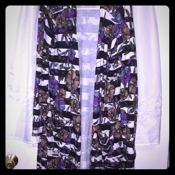 LuLaRoe Sweaters - Lularoe Unicorn Sarah XL